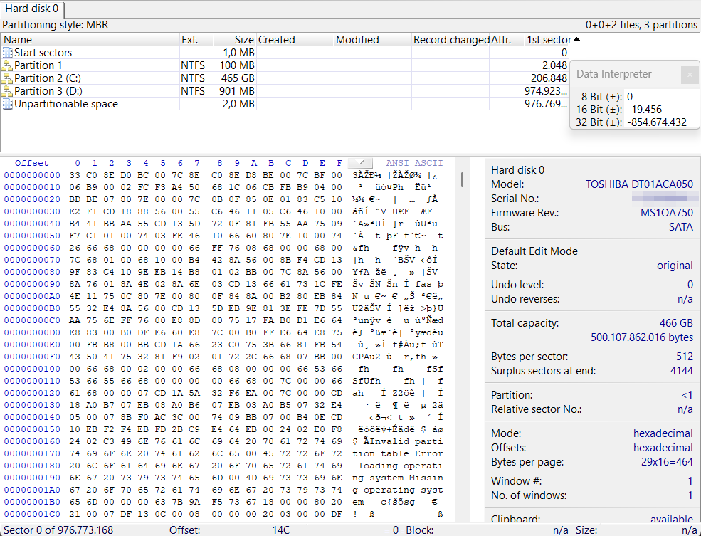 Editor hexadecimal mostrando el sector 0 de un disco de 466 GB, con su tabla de particiones y el código de arranque en bytes crudos